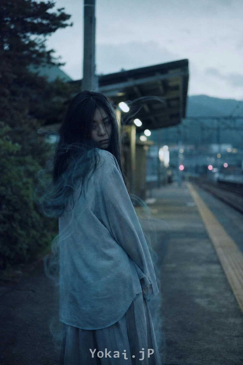 震々 — 妖怪とすれ違う、令和の日常